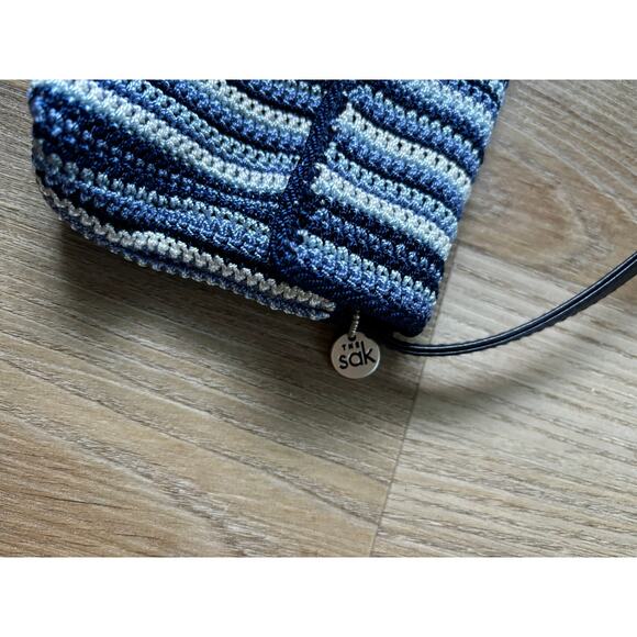 The Sak Knit Wristlet in Blue Stripe‎ - Picture 4 of 7